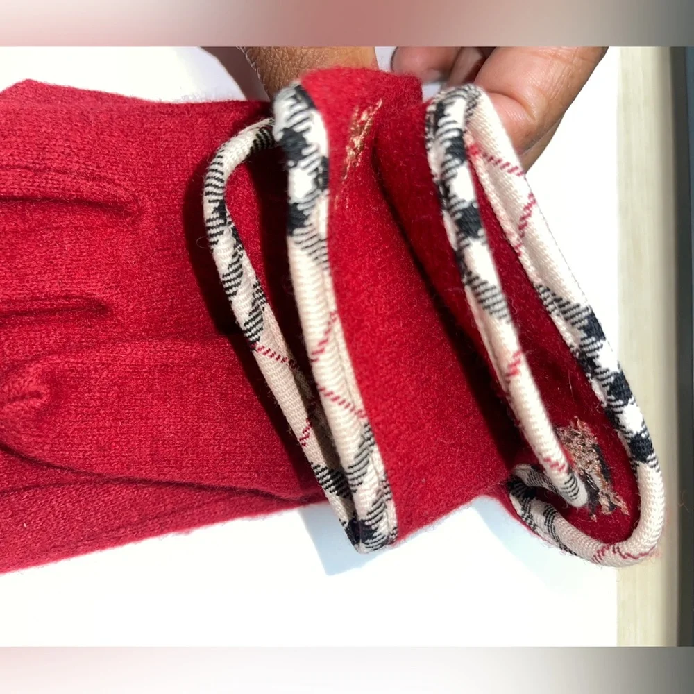 Burberry Wool Women’s Gloves Nova Check Logo Embroidery Red O/SFM - Picture 10 of 12